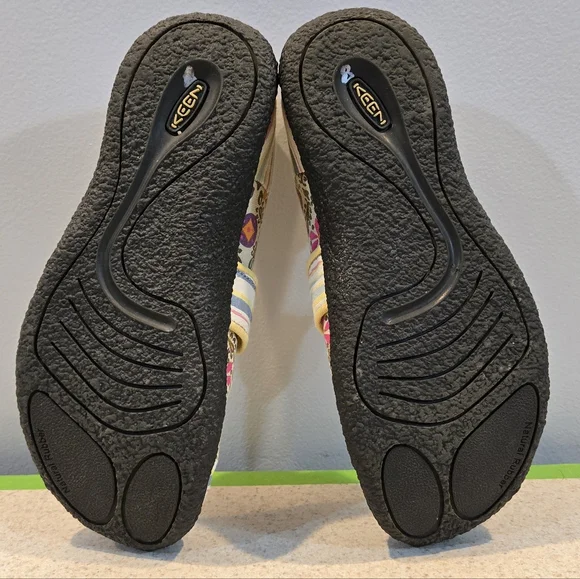 Keen Harvest Mary Jane Flats Multicolor Floral Stripe Canvas - Picture 5 of 6